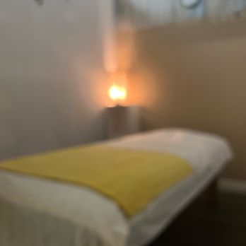 Yunduo Massage Spa - The room is warm and clean - Medical Spas Near Me - West Covina, California