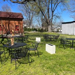 Brix Urban Winery and Market - Outside area with games
