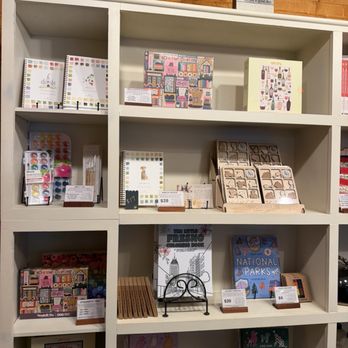 3 Oaks Vineyard - Books - Wineries Near Me - Clovis, California