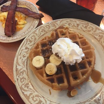 Another Broken Egg Cafe - Cafes Near Me - Atlanta, Georgia