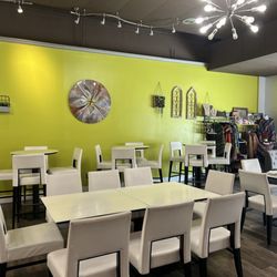 Fresco Bistro - Nice stylish decor.