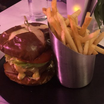 P.S. Kitchen - PS Burger - Vegetarian Near Me - New York, New York