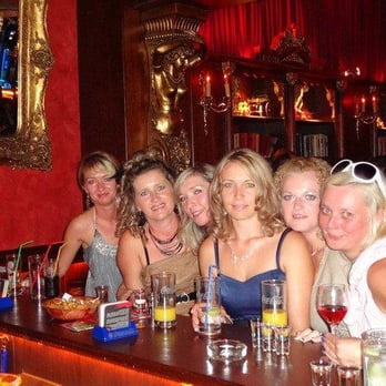Agostea - Feiern im "La Vie", dem Bereich mit Club-Charakter. Hier befindet sich moderne Lichttechnik sowie integrierte Tanzstangen für - Dance Clubs Near Me - Bamberg, BY