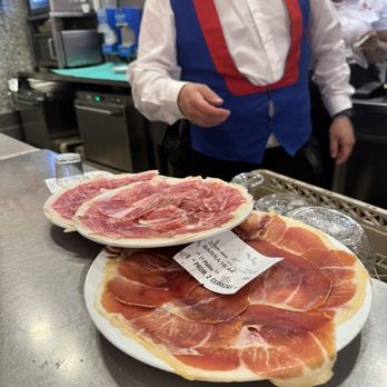 Museo del Jamón - Great meat selection. - Meat Shops Near Me - Madrid, M