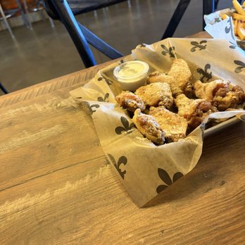 Uncle Joe’s Pizza And Wings - Chicken Wings Near Me - Long Beach, Mississippi