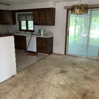 Mr Jiffy Trash Service - Kitchen dining after - Junk Removal & Hauling Near Me - Johnson City, New York Mr Jiffy Trash Service - Kitchen dining after - Junk Removal & Hauling Near Me - Johnson City, New York