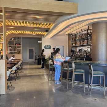 Luminescent - Coffee & Tea Near Me - Orlando, Florida