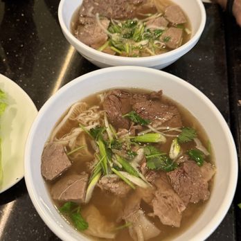 Miss Saigon - Vietnamese Near Me - Centreville, Virginia
