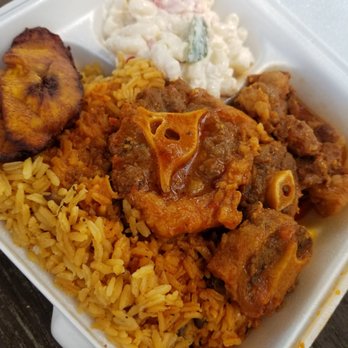 Punta Cana Grill - Oxtail with Arroz con Gandules and Macaroni Salad. Oxtail was spot on! - Dominican Near Me - Somerset, New Jersey