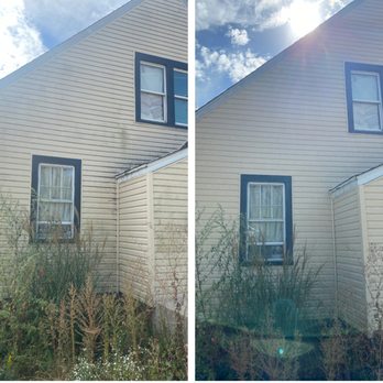 Blues Pressure Washing - Removing mold and mildew during this House Washing in Rockford IL - Pressure Washers Near Me Blues Pressure Washing - Removing mold and mildew during this House Washing in Rockford IL - Pressure Washers Near Me