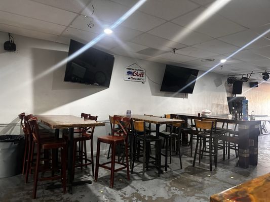 Sideline Sports Bar & Grill by null