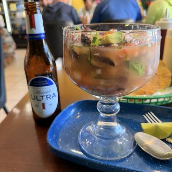 Mariscos El Ajoyano - Cocktail de camarones y Pulpo - Seafood Near Me - San Mateo, California Mariscos El Ajoyano - Cocktail de camarones y Pulpo - Seafood Near Me - San Mateo, California