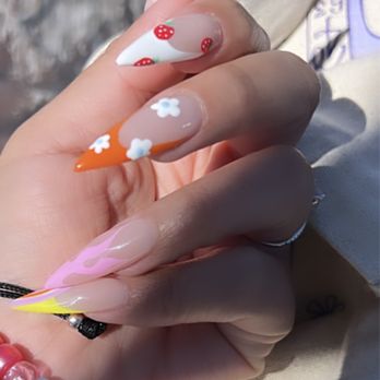 Nailzzx Tee - Nail Technicians Near Me