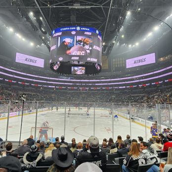 Crypto Arena - Pregame warmup. - Stadiums & Arenas Near Me - Los Angeles, California