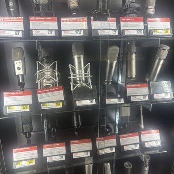 Guitar Center - Mics - Musical Instruments & Teachers Near Me - Pasadena, California