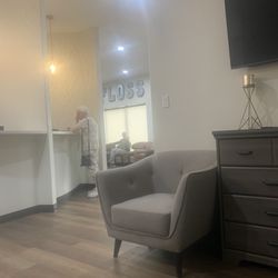 Smith Dental - Waiting area