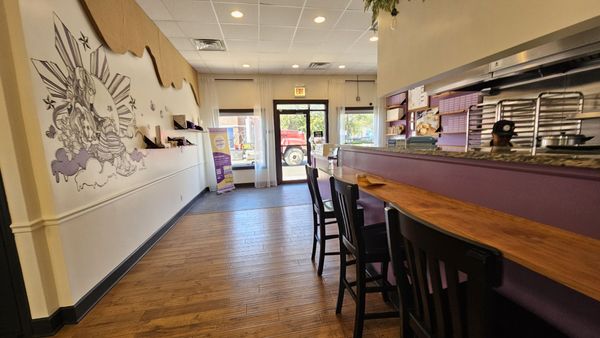 Crumbs.nd.Creams by null