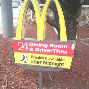 McDonald's - The famous golden arch - Fast Food Near Me - East Point, Georgia