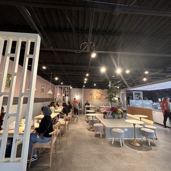 The Bep Teahouse - Seating area - Bubble Tea Near Me - Louisville, Kentucky The Bep Teahouse - Seating area - Bubble Tea Near Me - Louisville, Kentucky