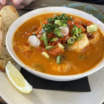 OSO Sonoma - shrimp and grits - New American Near Me - Sonoma, California