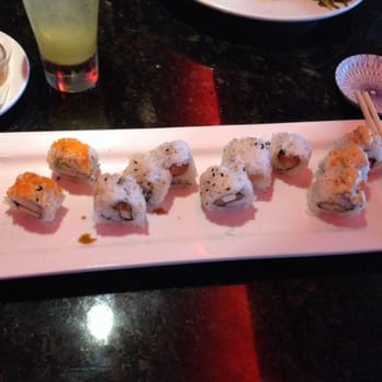 Jasmine - Murray - Sushi roll sampler - Thai Near Me - Murray, Kentucky Jasmine - Murray - Sushi roll sampler - Thai Near Me - Murray, Kentucky