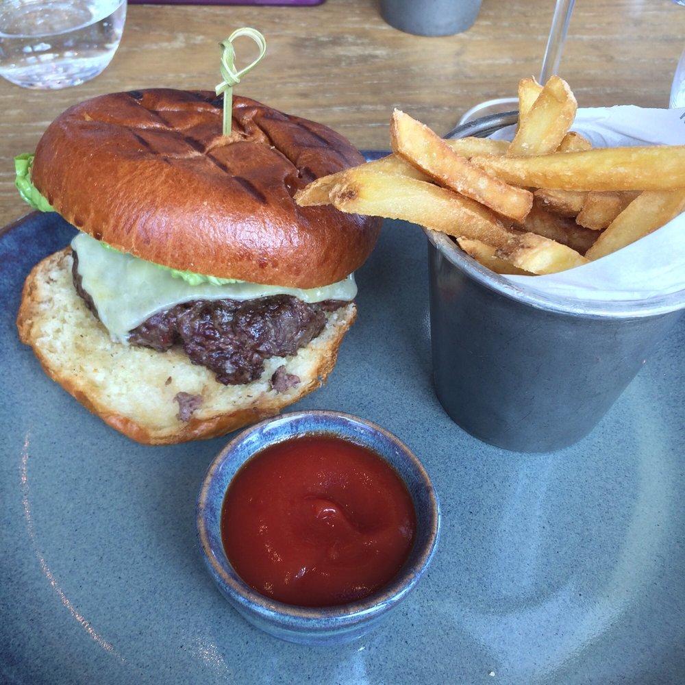 The Lighterman - Burger and chips - British Near Me - London, XGL The Lighterman - Burger and chips - British Near Me - London, XGL