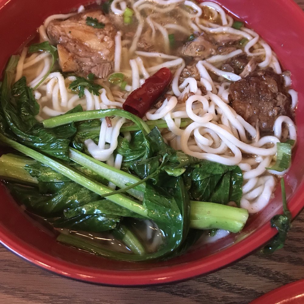 "Non spicy" pork noodle soup "Non spicy" pork noodle soup