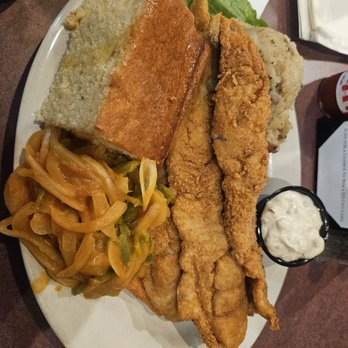 Croaker's Spot - 3pc Fish boat - Soul Food Near Me - Richmond, Virginia