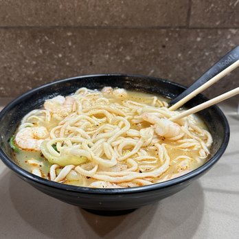 Kungfu Noodle - C7. Shrimp Soup Noodle. I added 2 scoops of hot chili oil and that was 1 scoop too many lol - Noodles Near Me - Henderson, Nevada Kungfu Noodle - C7. Shrimp Soup Noodle. I added 2 scoops of hot chili oil and that was 1 scoop too many lol - Noodles Near Me - Henderson, Nevada