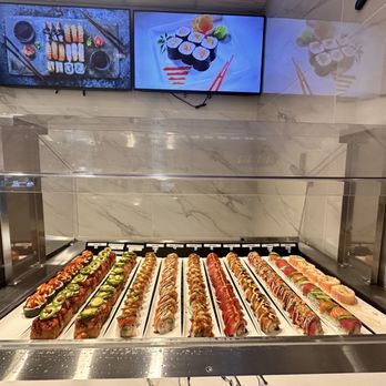 Umi Sushi - Sushi Bars Near Me - Chicago, Illinois