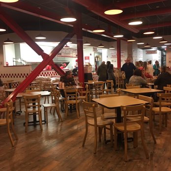 Five Guys - Fast Food Near Me - Mount Pleasant, South Carolina