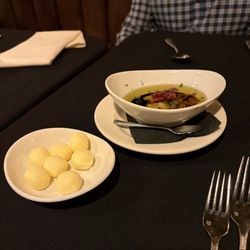 Villaggio Prime Bar and Grille - Dipping oil and butter