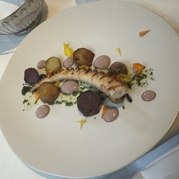 Ashby Inn & Restaurant - Grilled Octopus - New American Near Me - Paris, Virginia