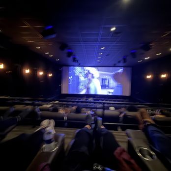 Emagine Willow Creek - Cinema Near Me - Minneapolis, Minnesota