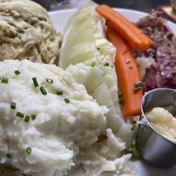 Wilde Irish Pub - Corn Beef & Cabbage - Pubs Near Me - Shelton, Washington Wilde Irish Pub - Corn Beef & Cabbage - Pubs Near Me - Shelton, Washington