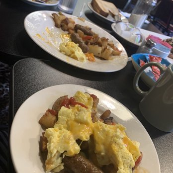 Chef Vargas - Eggs, potatoes and sausage - Breakfast & Brunch Near Me - Elkins Park, Pennsylvania Chef Vargas - Eggs, potatoes and sausage - Breakfast & Brunch Near Me - Elkins Park, Pennsylvania