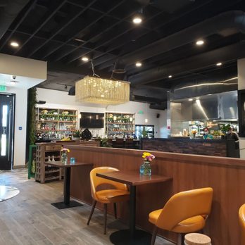 Kin Long Beach - Beautiful Thai Dining - Thai Near Me - Long Beach, California