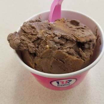Baskin-Robbins - Ice Cream & Frozen Yogurt Near Me - El Paso, Texas Baskin-Robbins - Ice Cream & Frozen Yogurt Near Me - El Paso, Texas
