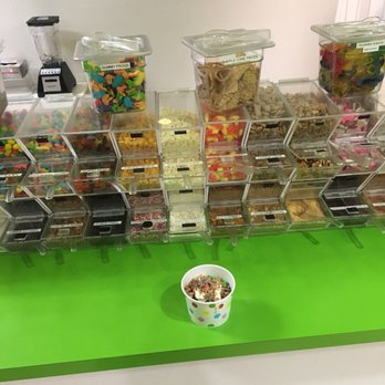 Fallbrook Froyo - Ice Cream & Frozen Yogurt Near Me - Fallbrook, California