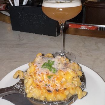 Red Rooster Overtown - Mac n cheese - Cocktail Bars Near Me - Miami, Florida