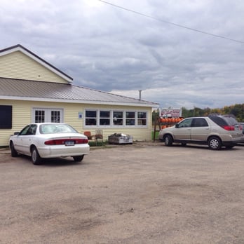 Miller Family Orchard - The building. - Farmers Market Near Me - Vassar, Michigan