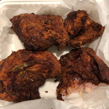 Bluma's Chicken & Waffles - Fried chicken...mmmmm mmmmmm - Food Trucks Near Me Bluma's Chicken & Waffles - Fried chicken...mmmmm mmmmmm - Food Trucks Near Me