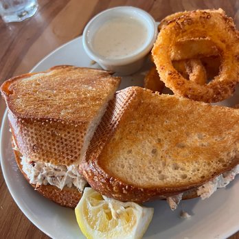 Nick's Seafood Restaurant - crab sandwich with onion rings - Seafood Near Me - Pacifica, California Nick's Seafood Restaurant - crab sandwich with onion rings - Seafood Near Me - Pacifica, California