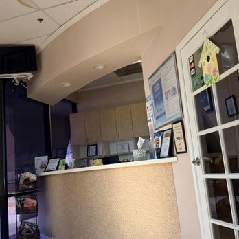 Morningside Dental Group - Waiting room & front desk - General Dentistry Near Me - Fontana, California Morningside Dental Group - Waiting room & front desk - General Dentistry Near Me - Fontana, California