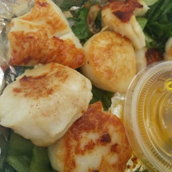 Sandbar Seafood - Those grilled scallops. Cooked with love, and a generous serving, too. - Seafood Near Me - West Haven, Connecticut Sandbar Seafood - Those grilled scallops. Cooked with love, and a generous serving, too. - Seafood Near Me - West Haven, Connecticut