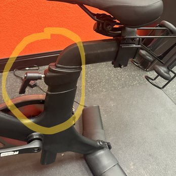 Hampton Inn & Suites - Broken Peloton bike. It has been like this for at least a month. - Hotels Near Me - Coeur d'Alene, Idaho Hampton Inn & Suites - Broken Peloton bike. It has been like this for at least a month. - Hotels Near Me - Coeur d'Alene, Idaho