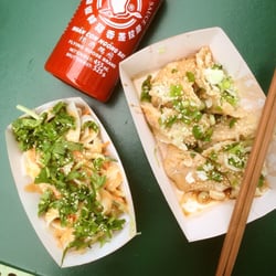 Cold noodles and steamed pork dumplings