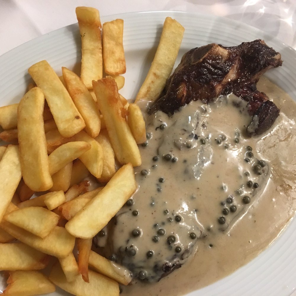 Vincent - T-bone steak was fritters and sauce - Belgian Near Me - Brussels, BRU Vincent - T-bone steak was fritters and sauce - Belgian Near Me - Brussels, BRU