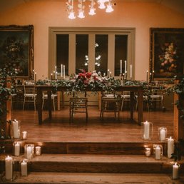 Sweetheart table