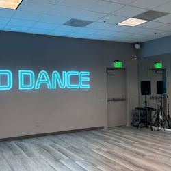 M.A.D Dance & Music